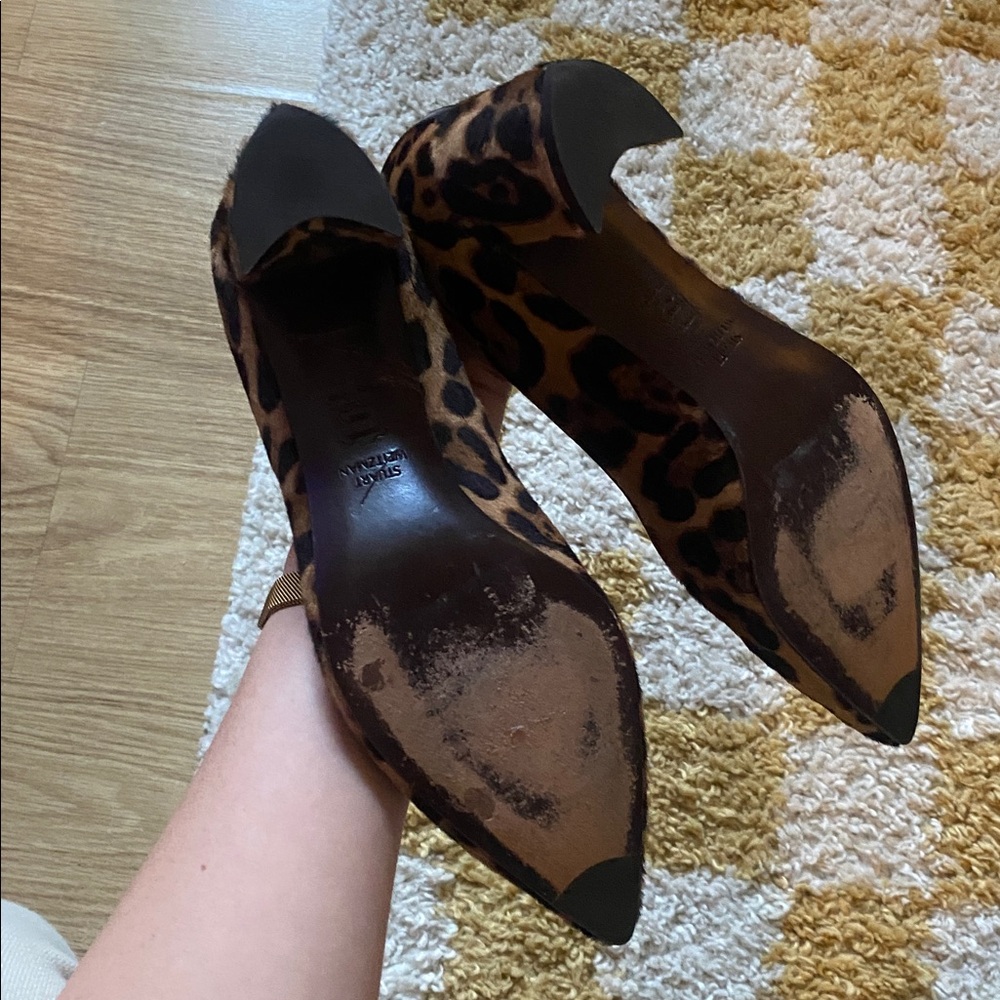 Stuart Weitzman EveryDay Calf Hair Leopard Print Block Heels - Picture 5 of 7